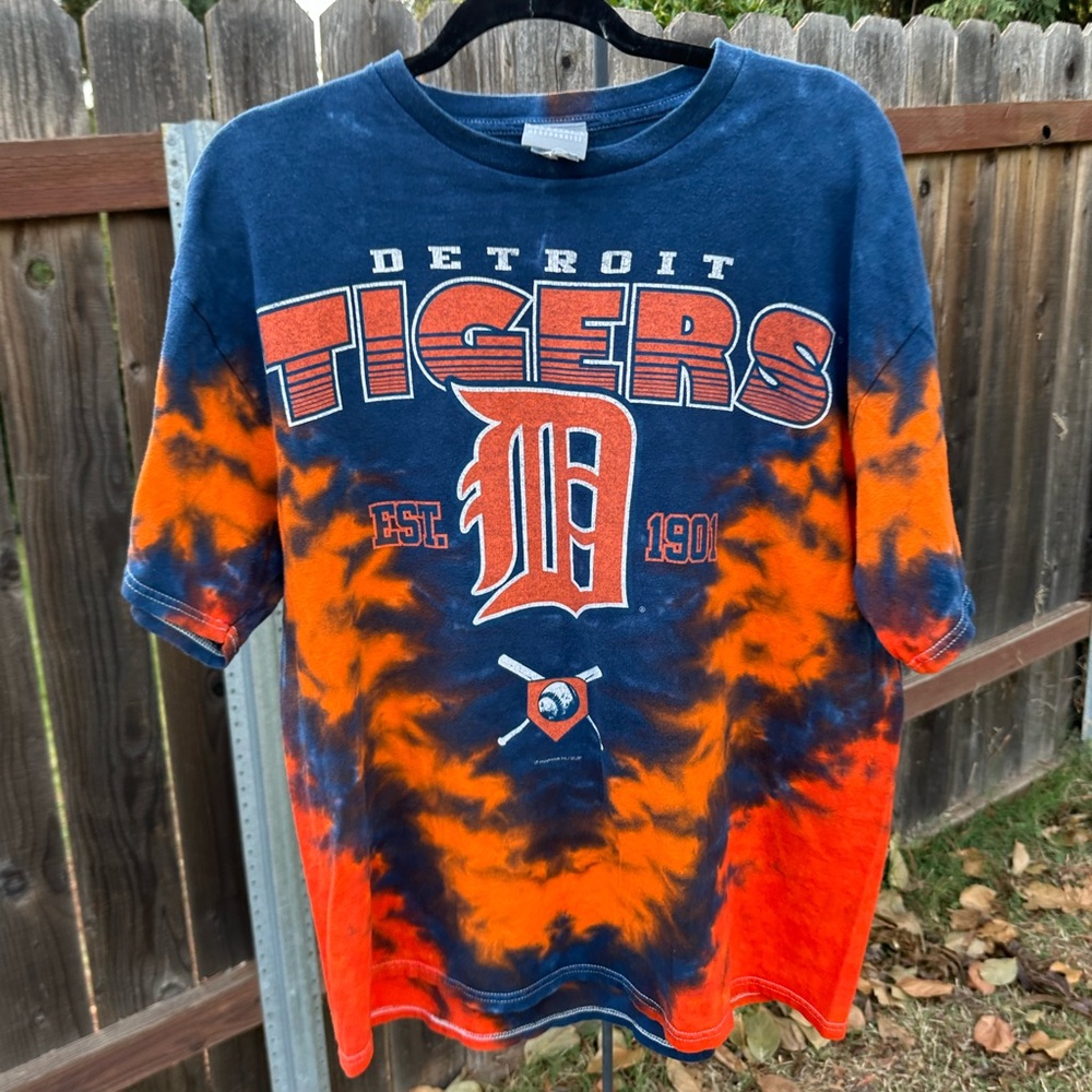 MLB Detroit Tigers Shirt Mens X-Large Blue Orange Tie Dye Crew Neck Pullover.
